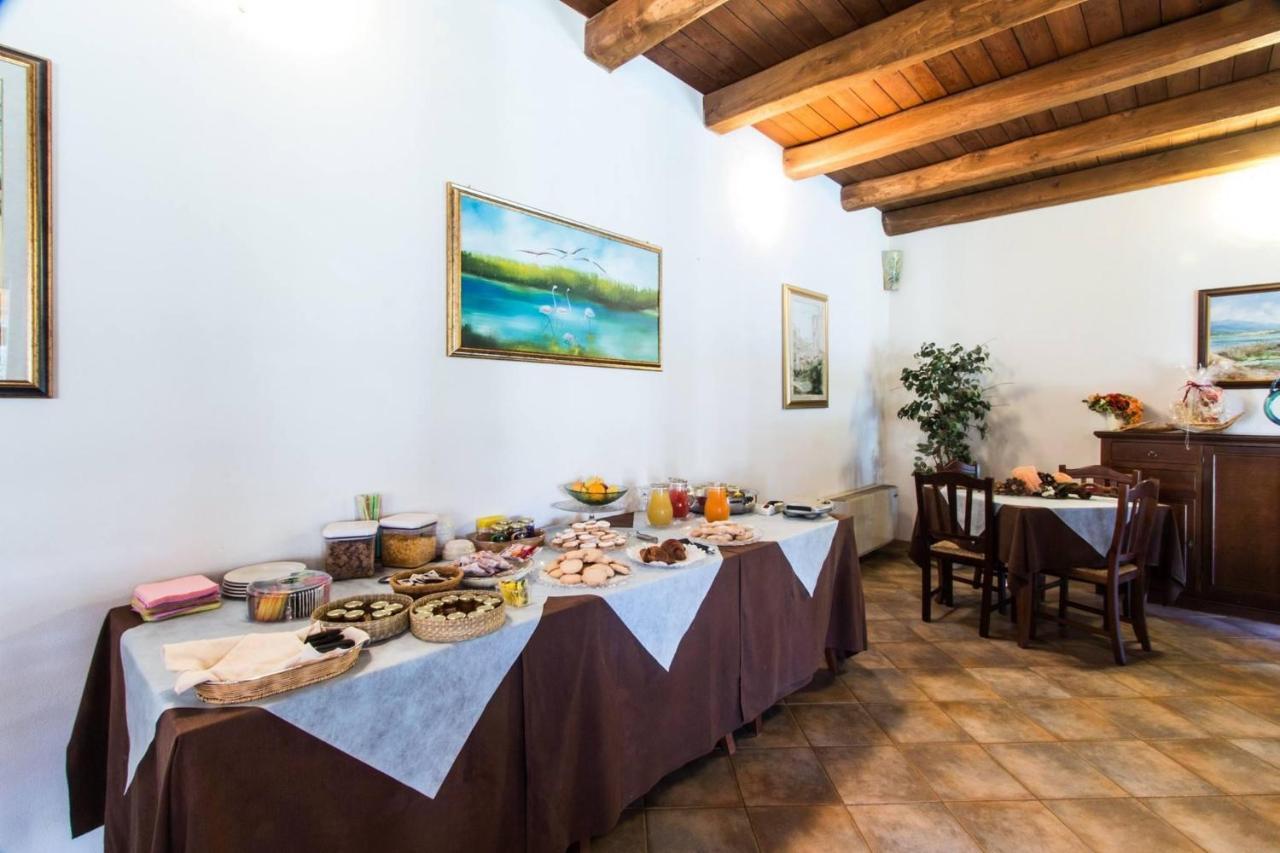 Agriturismo Villa Gaia Cabras Bagian luar foto